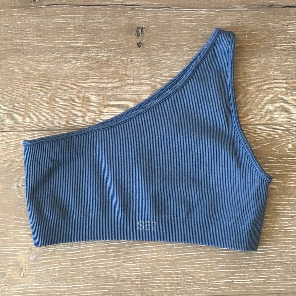 SETactive one shoulder bra